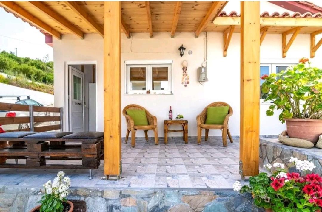 The Holiday House 3 كاندية المظهر الخارجي الصورة